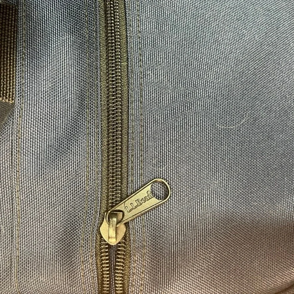 L.L. Bean bean navy